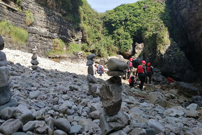 7 Arches Kayak Tour - Contact and Support