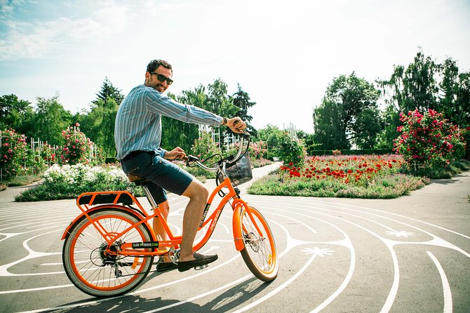 7 BEST VIEWS - PRAGUE Ebike TOUR - Key Stops: St Nicholas Church