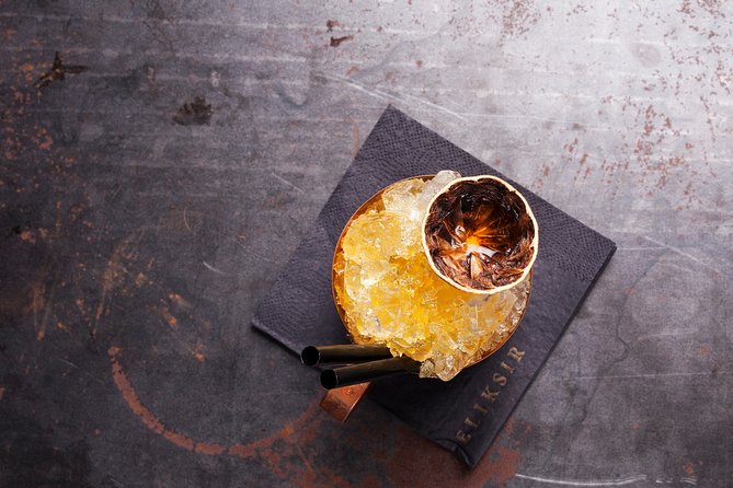 7 Course Vegetarian Tasting Menu With Cocktail Pairing in Gdańsk - Schedule and Accessibility