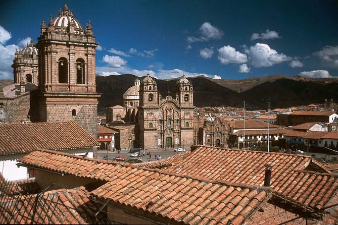 7-Day Best of Cusco: Inca Valley, Machu Picchu & Rainbow Mountain - Taking in the Sacred Valley