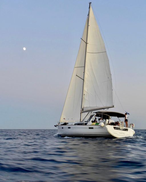 7-Day Crewed Charter The Cosmopolitan Beneteau Oceanis 45 - Pickup and Disembarkation Locations
