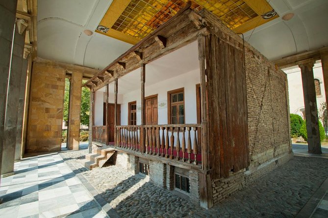 7-Day Georgian Highlights Tour From Tbilisi - Exploring Gudauri and Kazbegi