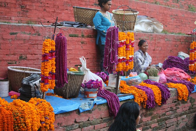 7-Day Kathmandu & Pokhara Highlights Tour - Hiking Through Swayambhunath Monastery