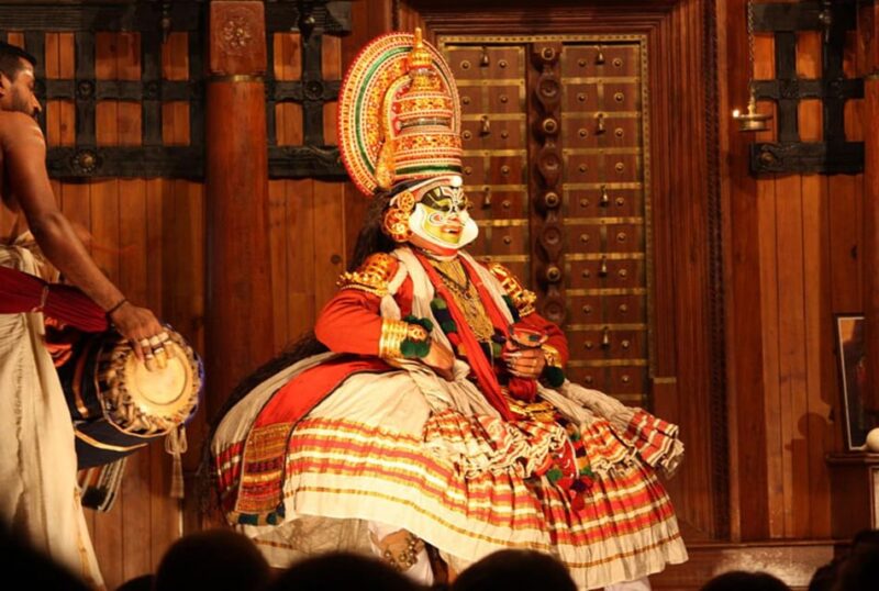 7 Day Private Car Tour: Madurai, Kodaikanal, Munnar, Periyar - Key Points