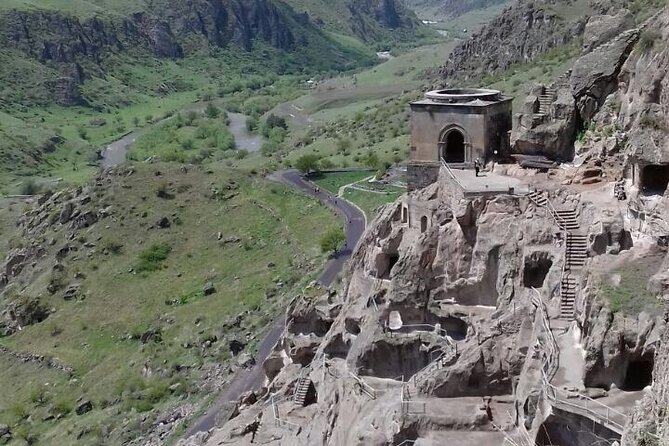 7-Day Small-Group Sightseeing Tour in Georgia From Tbilisi - Meals and Experiences