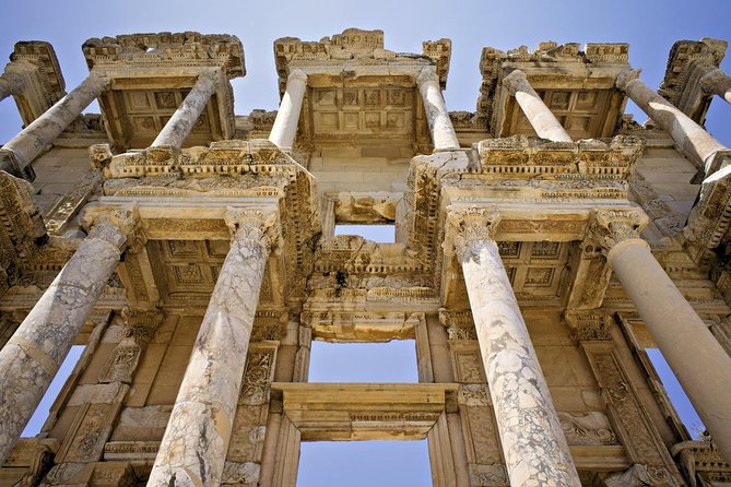 7-Day Turkey Tour From Kusadasi: Istanbul, Pamukkale, Ankara, Cappadocia and Ephesus - Accessibility and Capacity