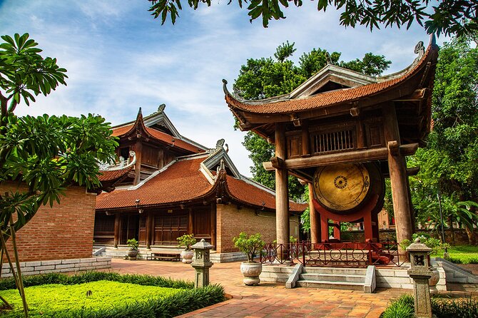 7-Day Vietnam Private Tour to Hanoi, Ho Chi Minh City, and Cruise on Halong Bay - Included Attractions
