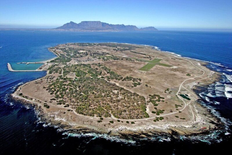7 Days Cape Town Tour - Arrival and Accommodation
