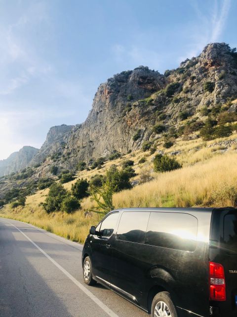 7 Days Climbing in Manikia - Accommodation and Transfers