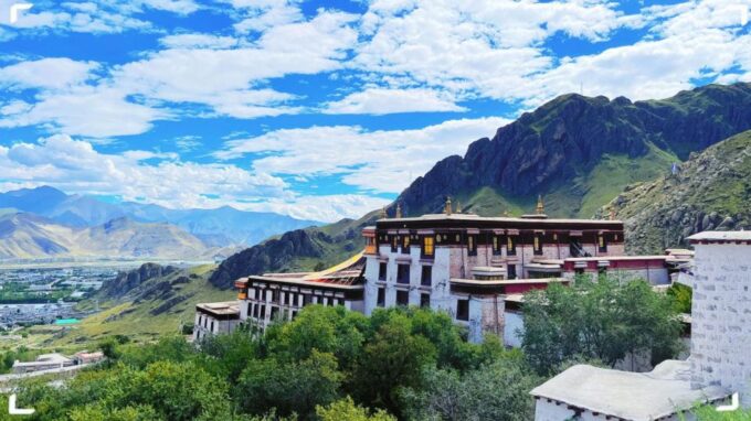 7 Days Lhasa Mt. Everest Kathmandu Overland Group Tour - Tour Suitability