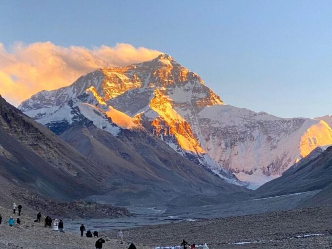 7 Days Lhasa Mt. Everest Kathmandu Overland Group Tour - Guidance and Permits