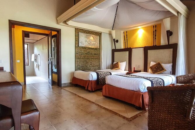 7-Days Private Jeep Safari Tour in 5 Star Luxury Lodge From Nairobi - Pickup and Accessibility