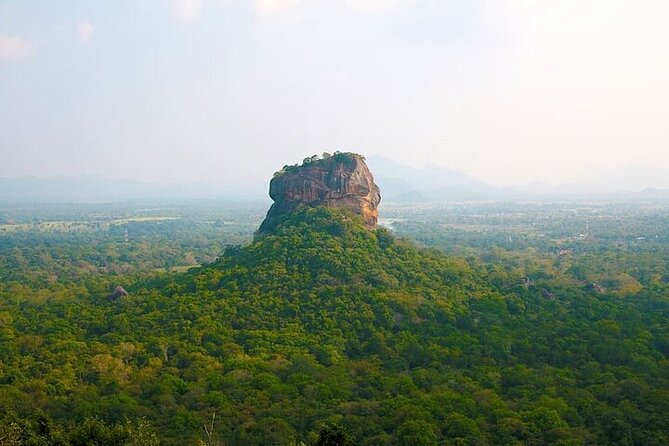 7 Days Private Tour of Colombo Sigiriya Kandy and Bentota - Additional Landmarks and Experiences