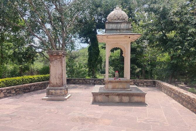 7 Days Private Tour With Driver and Guide in Rajasthan - Delving Into Ajmers Spiritual Offerings