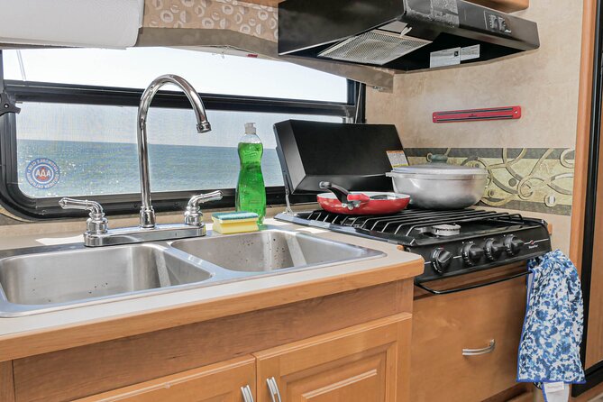 7 Days Visit to the Dominican Republic in Camper With Driver - Navigating the Camper