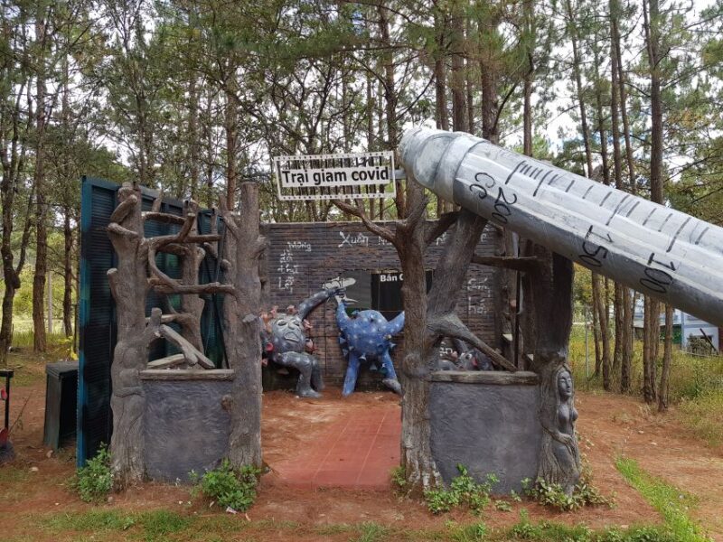 7-Hour Datanla Waterfall, Clay Tunnel and Holy See Temple - Clay Tunnel