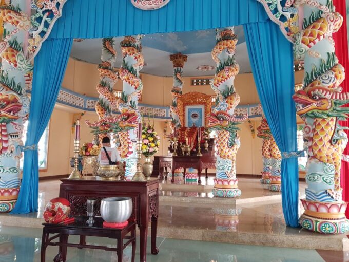 7-Hour Datanla Waterfall, Clay Tunnel and Holy See Temple - Truc Lam Buddhist Monastery