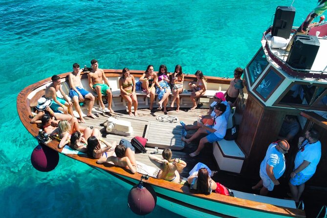 7-Hour Motorboat Tour of La Maddalena Archipelago - Traveler Feedback