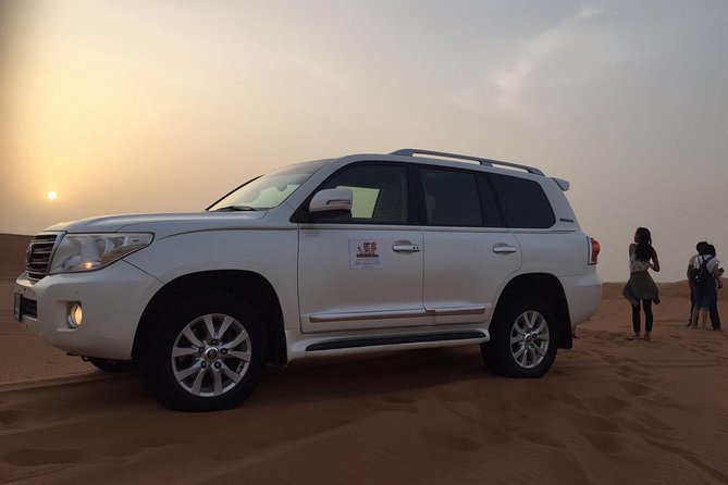 7-Hour Small Group 4x4 Desert Safari Tour With Buffet Dinner in Dubai - Exploring the Desert Dunes