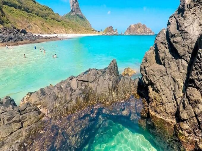 7-Hour Tour of Fernando De Noronha - Visiting Sueste Beach