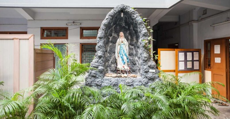 7 Hours Mother Teresas House & Kolkata Churches Tour - St. Pauls Cathedral