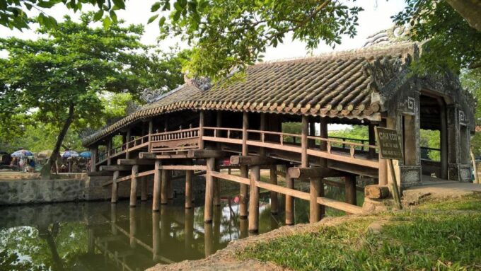 7 Must-see Places When Come to Hue - Thien Mu Pagoda