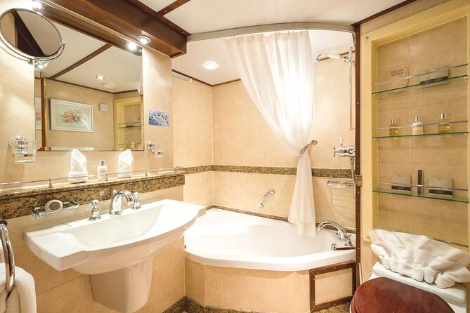 7-Night Yasawa Islands Fiji Cruise - Packing Essentials