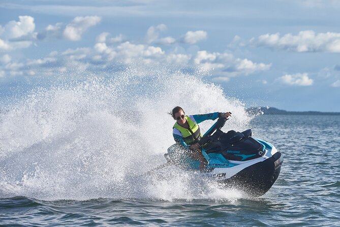 75-minute Die Another Day Jet Skiing in Darwin - Cancellation and Booking Details