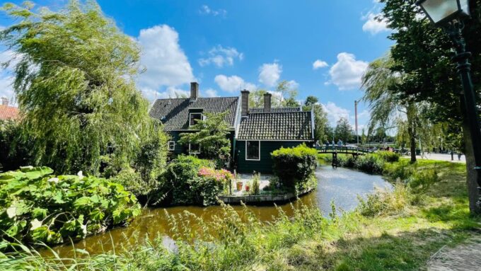 7h Amsterdam Countrysides— Zaanse Schans, Volendam & Marken - Frequently Asked Questions