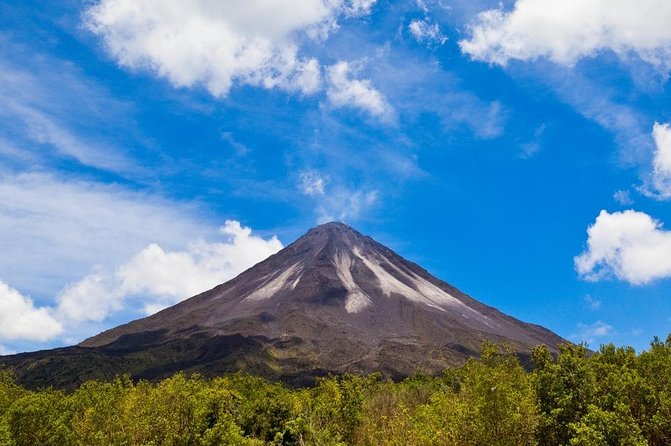 8-Day Best of Northwest Costa Rica From San Jose: Arenal Volcano National Park, Alajuela and Guanacaste - Exploring Arenal Volcano