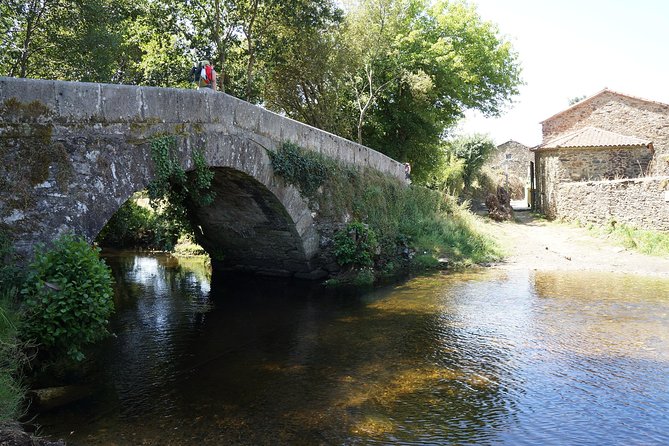 8-Day Camino Frances Pilgrimage Tour From Sarria to Santiago - 6 Walking Days - Booking Details