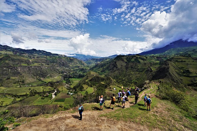 8-Day Ecuador Trekking the Avenue of Volcanoes From Quito - Included Meals and Gear