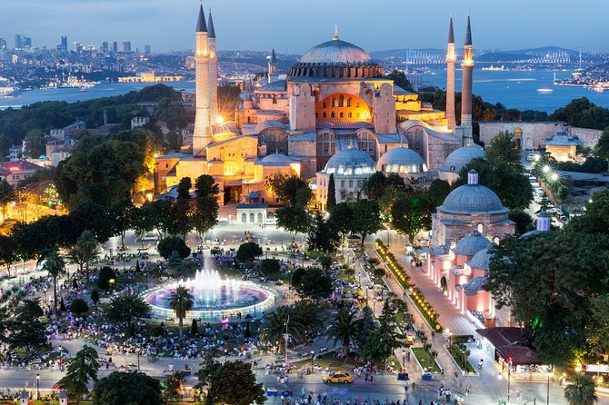 8 Day Istanbul Cappadocia Tour by Overnight Public Bus Yuki Tour IST51 - Questions About Staying Here