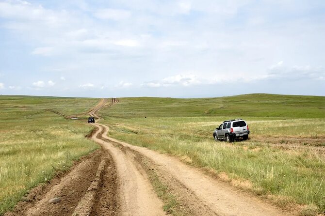 8 Day Private Self Drive Tour in Georgia - Pickup and Meeting Details