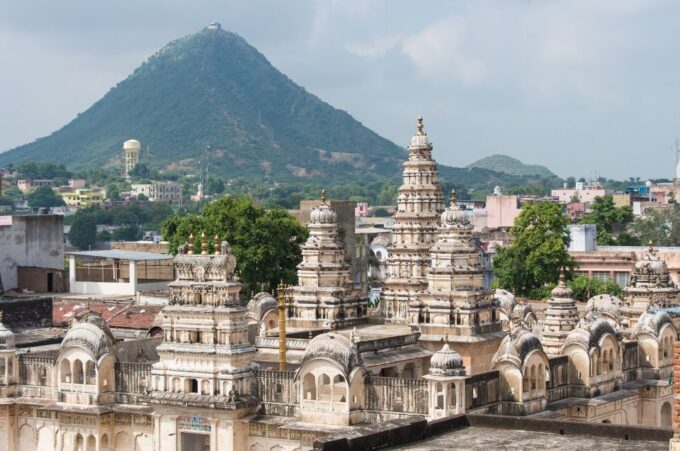 8 - Day Rajasthan Tour, Jaipur, Jodhpur, Jaisalmer & Bikaner - Arrival in Jaipur