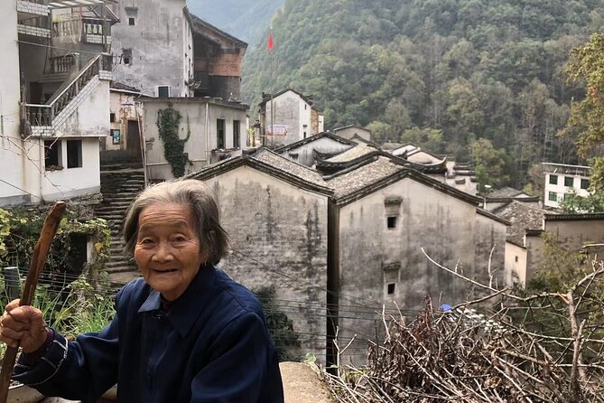 8-Day Shanghai, Water Village, Hangzhou, Yellow Mt and Hamlets - Pricing and Booking