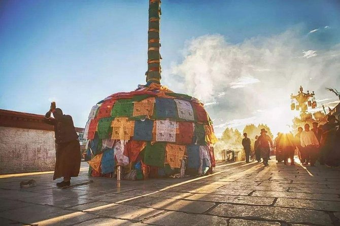 8-Day Small Group Lhasa,Everestbasecamp and Yamdrotso Lake Tour From Zhangjiajie - Travel Requirements