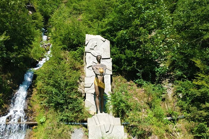 8 Days/7 Nights Tbilisi-Kutaisi-Batumi Tour in Georgia All-inclusive - Exploring Kutaisi