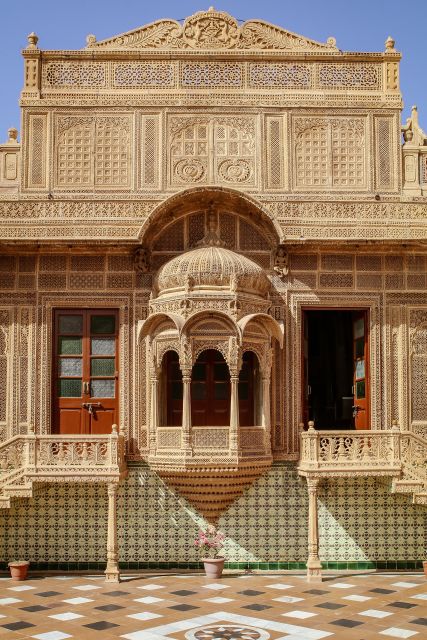 8 - Days Desert Tour of Jodhpur, Jaisalmer and Bikaner - Discover Jaisalmer Fort and Patwa Havelis