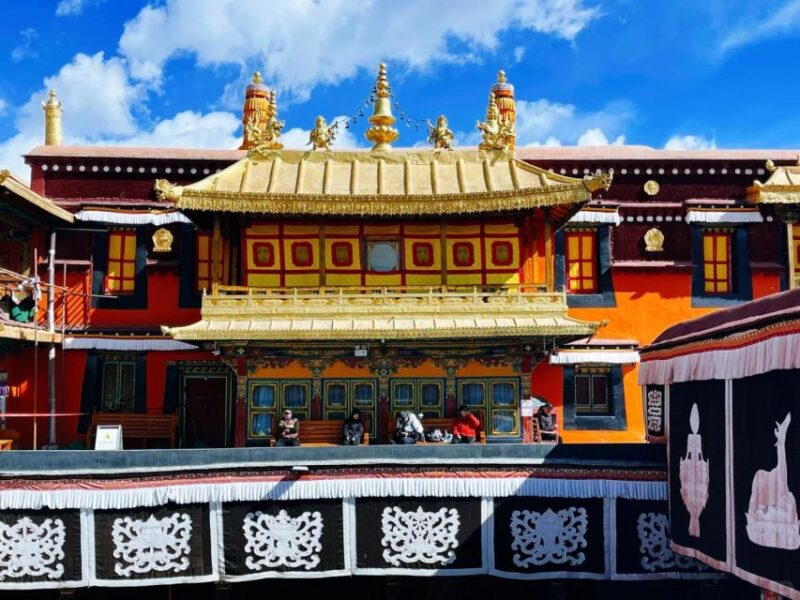 8 Days Lhasa to Everest Base Camp Group Tour - Included Offerings