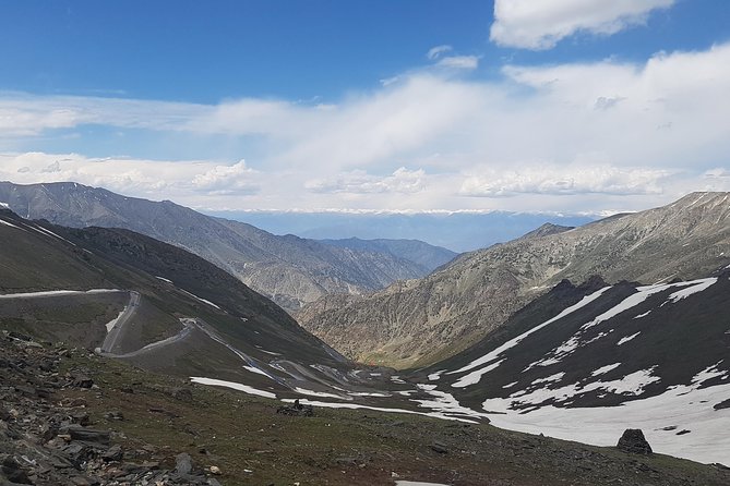 8 Days Package Kaghan Naran, Babusar Top, Gilgit, Fairy Meadows, Khunjerab Pass - Exploring Lulusar Lake