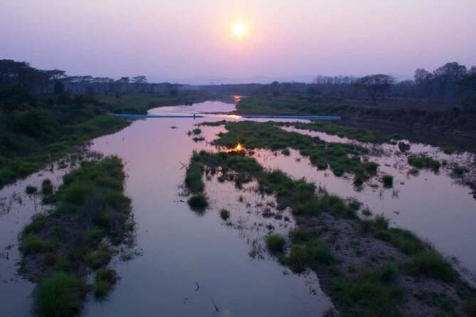 8 Days Ride Through the Jewels of Lanna Kingdom and Golden Triangle Loop - Meals and Accommodations