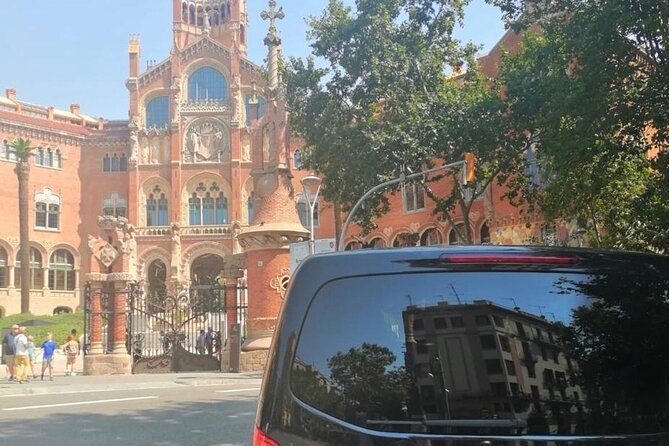 8-Hour Barcelona Private Tour - Sagrada Familia