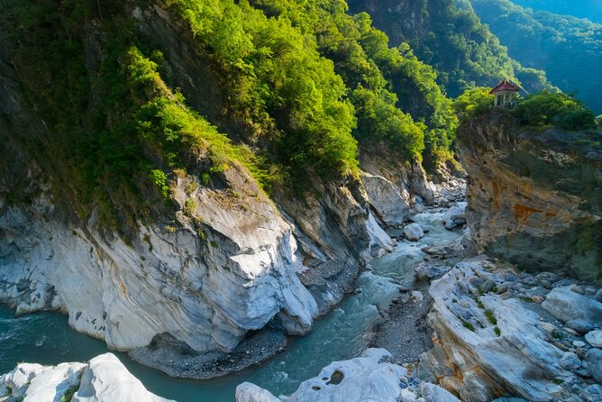 8-Hour Customize Your Wonderful Private Hualien Day Tour - Pickup Information
