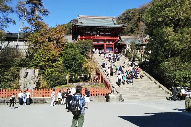 8-Hour Kamakura Tour by Qualified Guide Using Public Transportation - Booking Confirmation and Cancellation