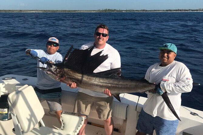 8 Hour Private Fishing Tour in Puerto Aventuras Riviera Maya - The Sum Up