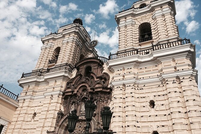 8-Hour Private Tour Lima Viceroyalty and Gold Museum With Lunch - Tour Duration and Accessibility