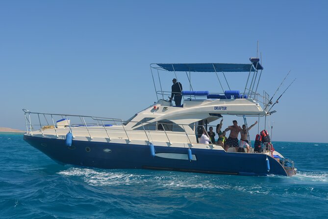 8-Hour Private Yacht Charter Exclusive & Lunch Transfer -Hurghada - Key Points