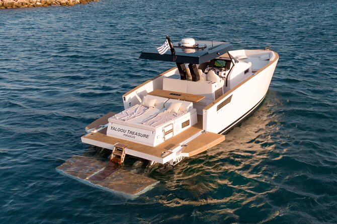 8 Hour Private Yacht Cruise in Delos Rhenia Mykonos Tesoro 40 - Inclusions and Amenities