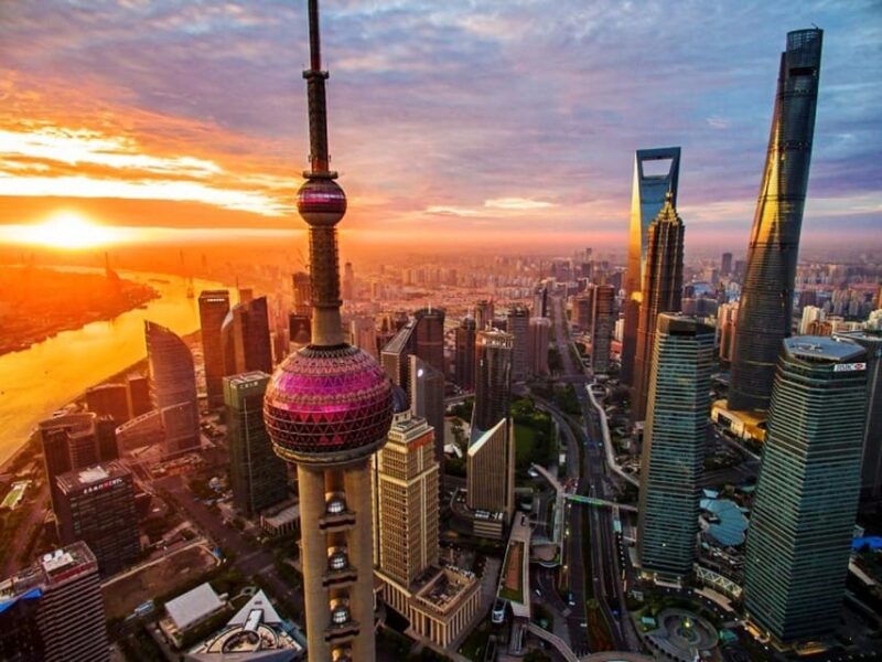 8-hour Shanghai City Private Tour by German-Speaking Guide - Experience Features